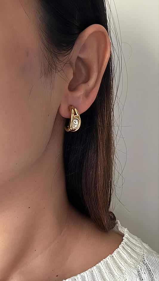 The Halo Curve Crystal Hoops