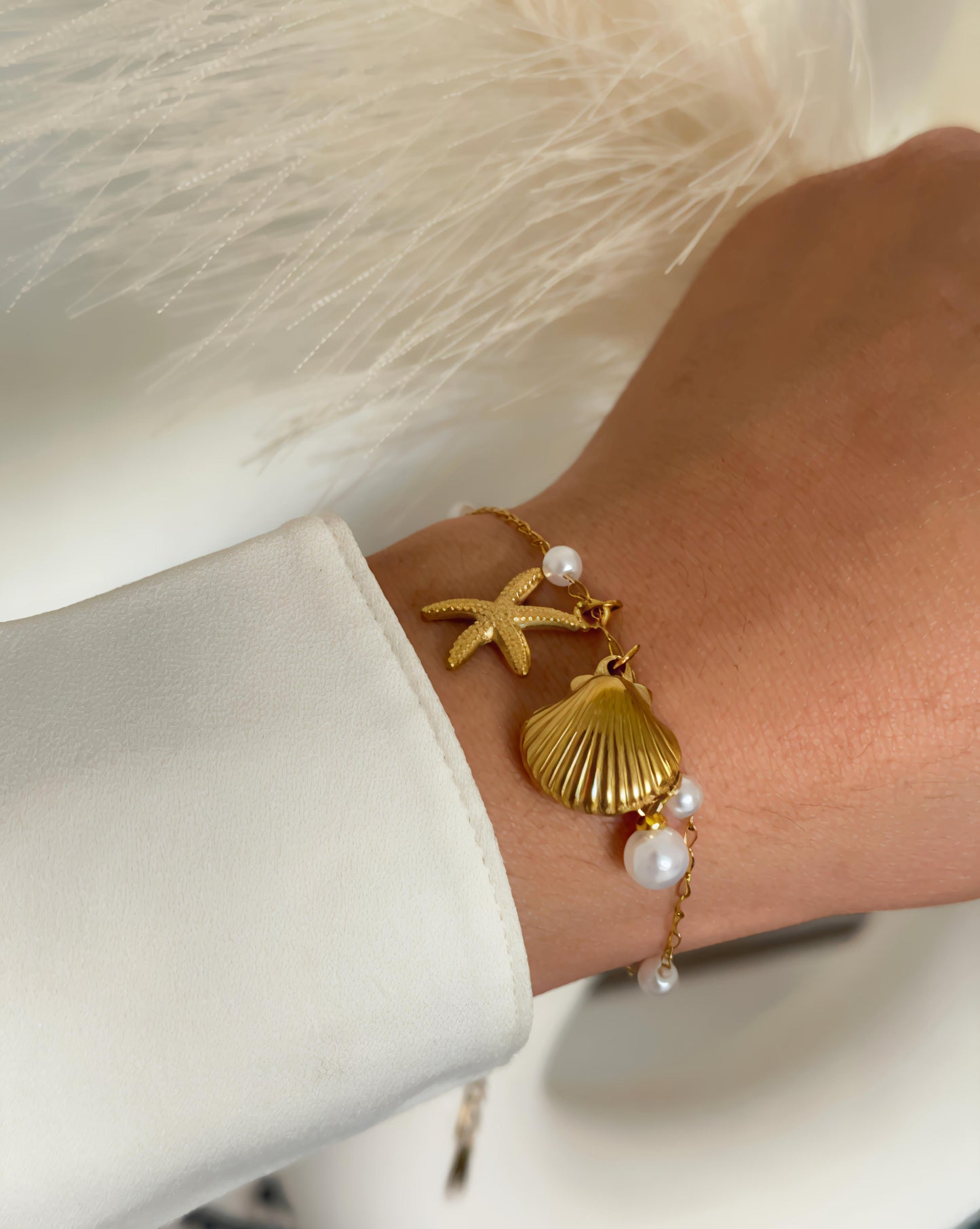 Solara Seashell Bracelet