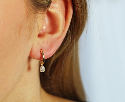 Éclat Teardrop Hoop Earrings