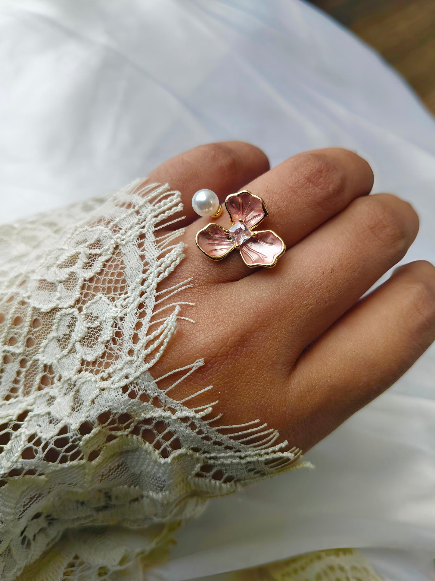 Trinity Bloom Diamond ring (Adjustable)