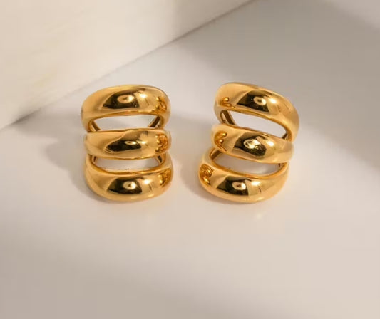 Gilded wave ear cuffs