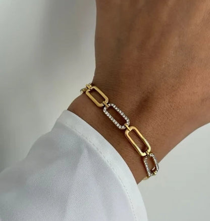 The Avenue Crystal Link Bracelet