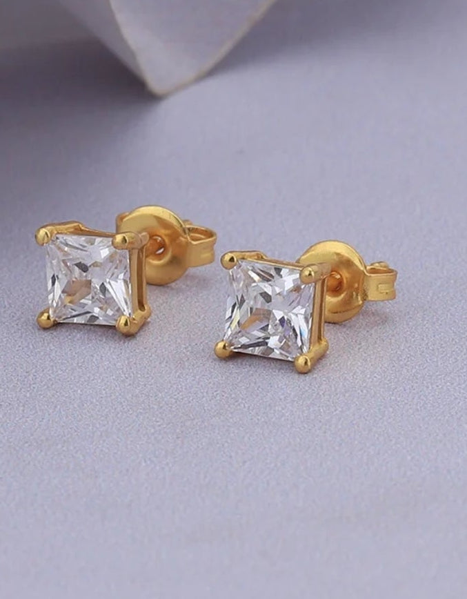 Lumière Solitaire Stud Earrings