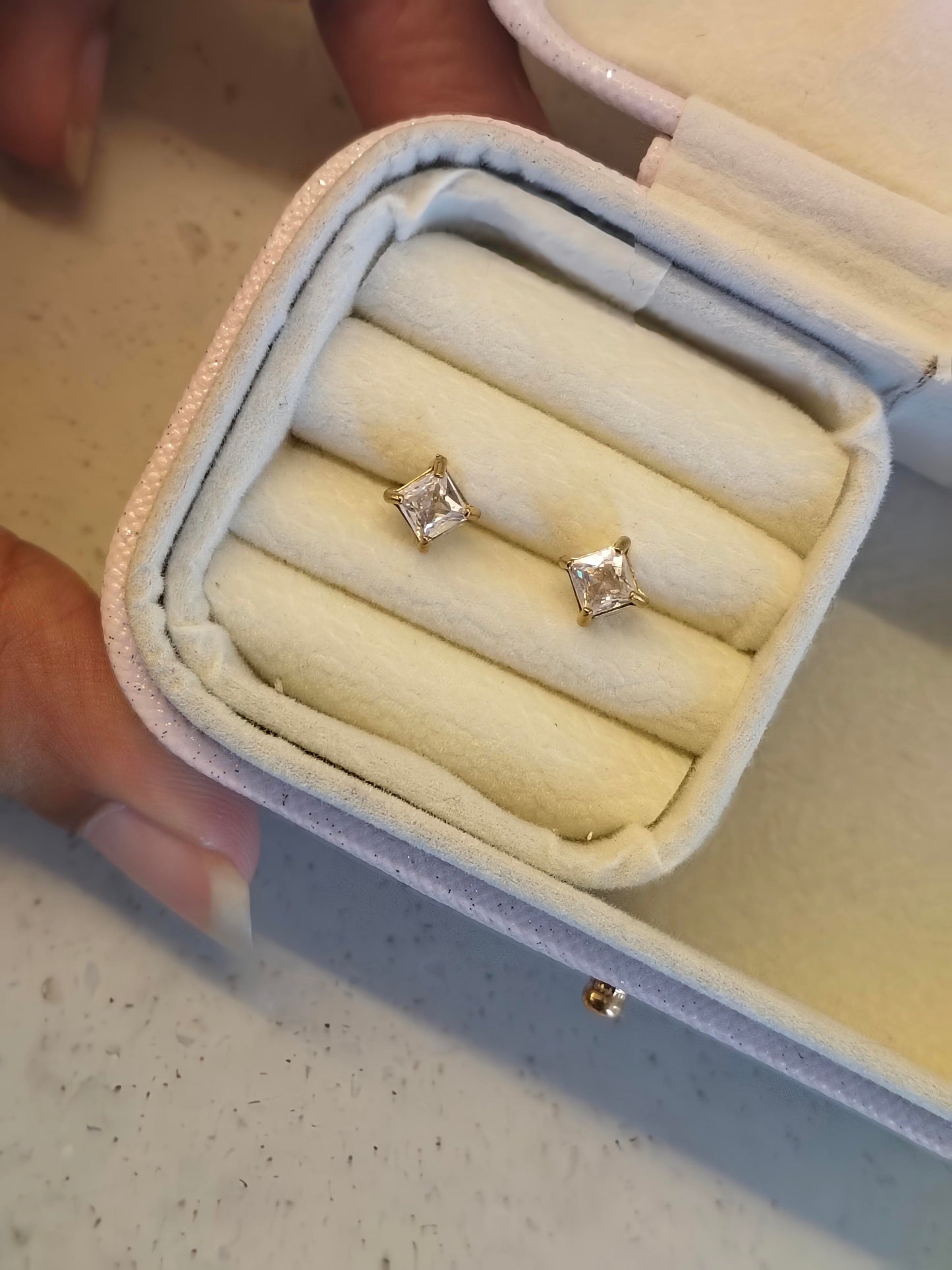 Lumière Solitaire Stud Earrings