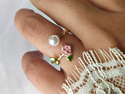 Blush and bloom pearl ring (Adjustable)