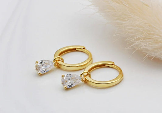 Éclat Teardrop Hoop Earrings