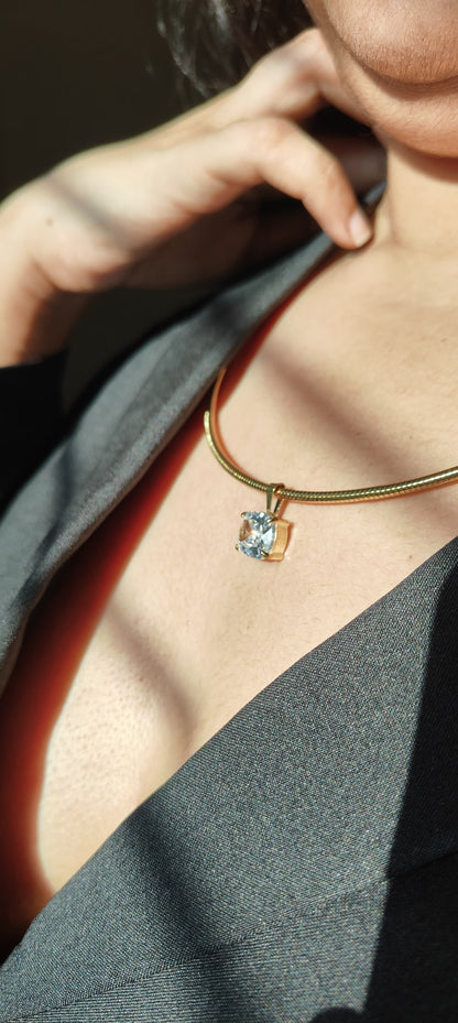 Solitaire Choker necklace