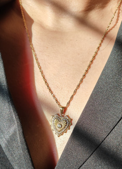 The Radiant Devotion Heart necklace