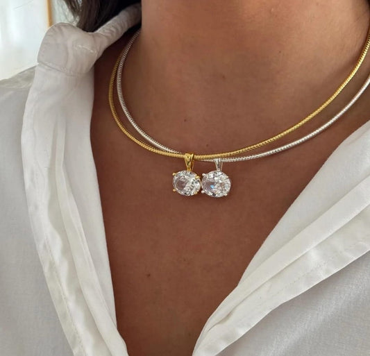 Solitaire Choker necklace