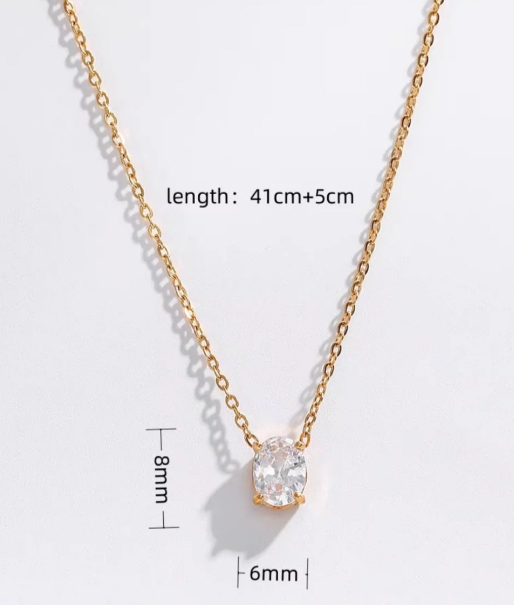 Solitaire necklaces (Oval/Pear)