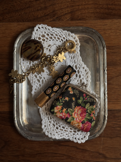 The Artful Vintage Kiss-Lock Coin Purse